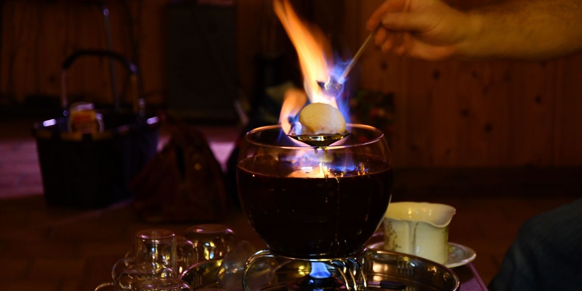 Nemecké varené víno Feuerzangenbowle