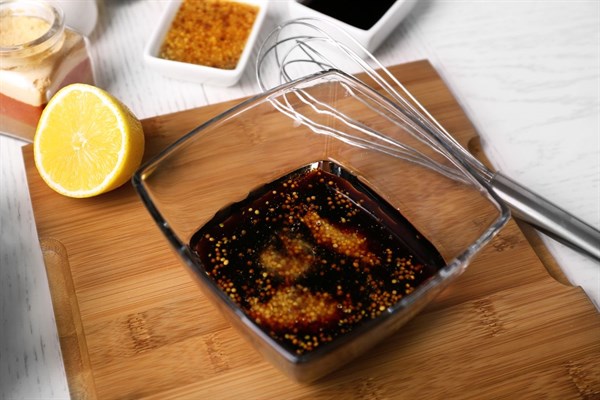 Dokonalá medová marináda na grilovanie